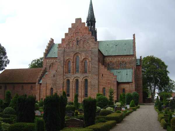 L&ouml;gumkloster